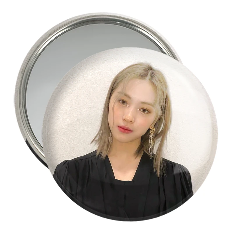 آینه جیبی خندالو مدل ریوجین گروه ایتزی ITZY  کد 20187