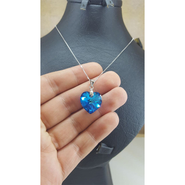 گردنبند نقره زنانه سواروسکی مدل قلب کد 8 گردنبند نقره زنانه سواروسکی مدل قلب کد 8