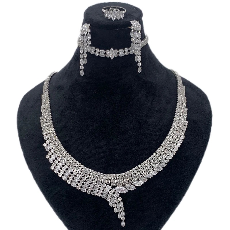 نیم ست زنانه مدل جواهری KYSER022