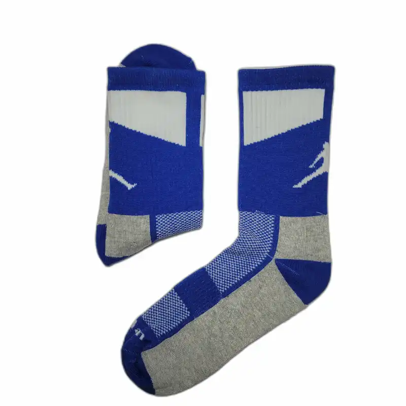 جوراب ورزشی ساق کوتاه مردانه مدل بسکتبالی-والیبالی
