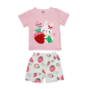 ست تی شرت و شلوارک دخترانه مدل Strawberry