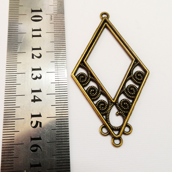 آویز گردنبند دخترانه مدل زلیخا کد AG 588