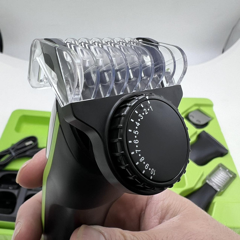 ماشین اصلاح موی بدن و سر و  صورت اچ تی سی مدل AT1208