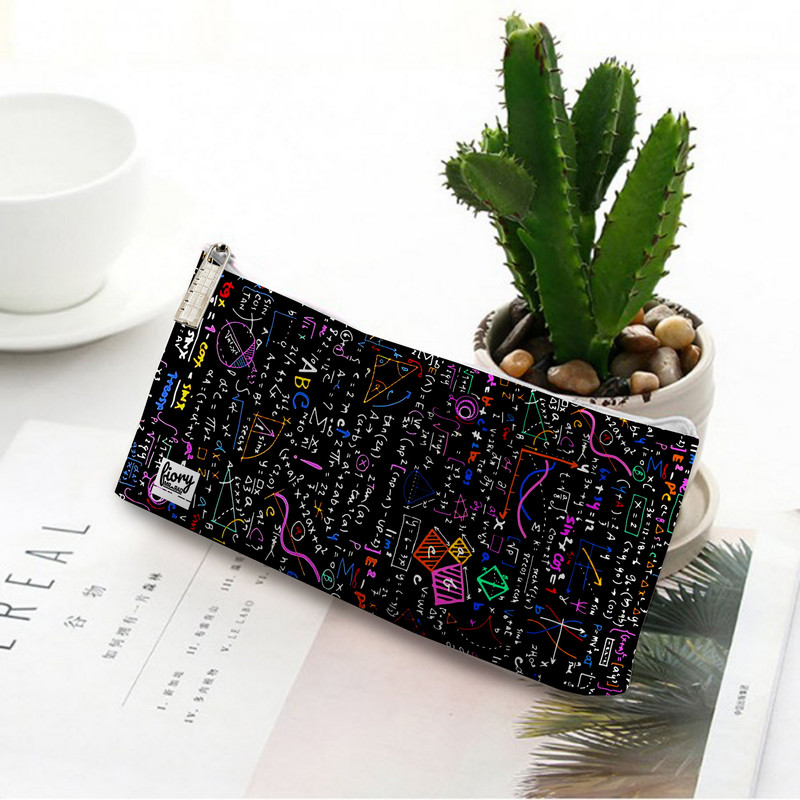 دفتر مشق 50 برگ مستر راد مدل ریاضی کد fiory 2089 به همراه جامدادی