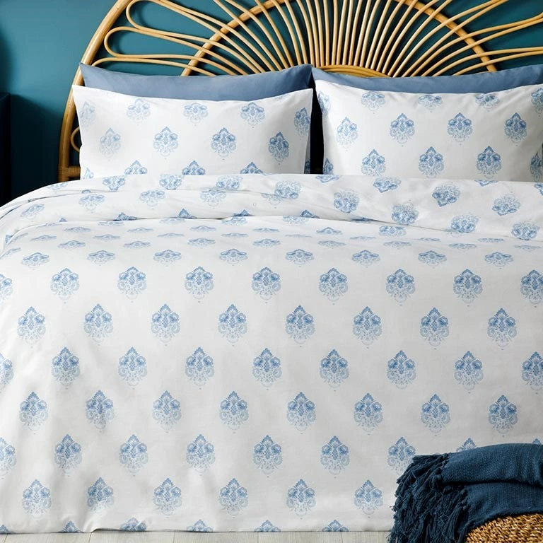 سرویس ملحفه انگلیش هوم مدل Chic Damask دو نفره 3 تکه