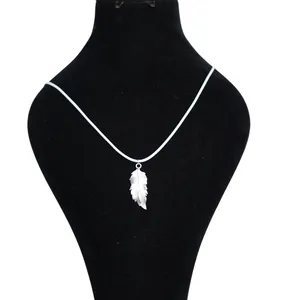 گردنبند مدل ۲۰۹۲