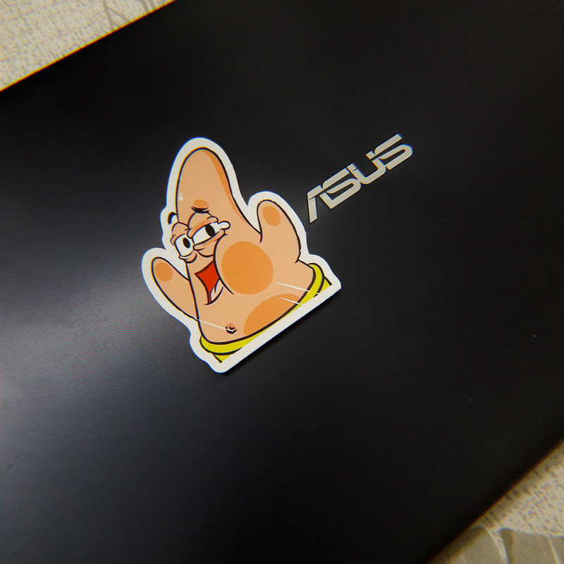 استیکر لپ تاپ مدل پاتریک کد 024