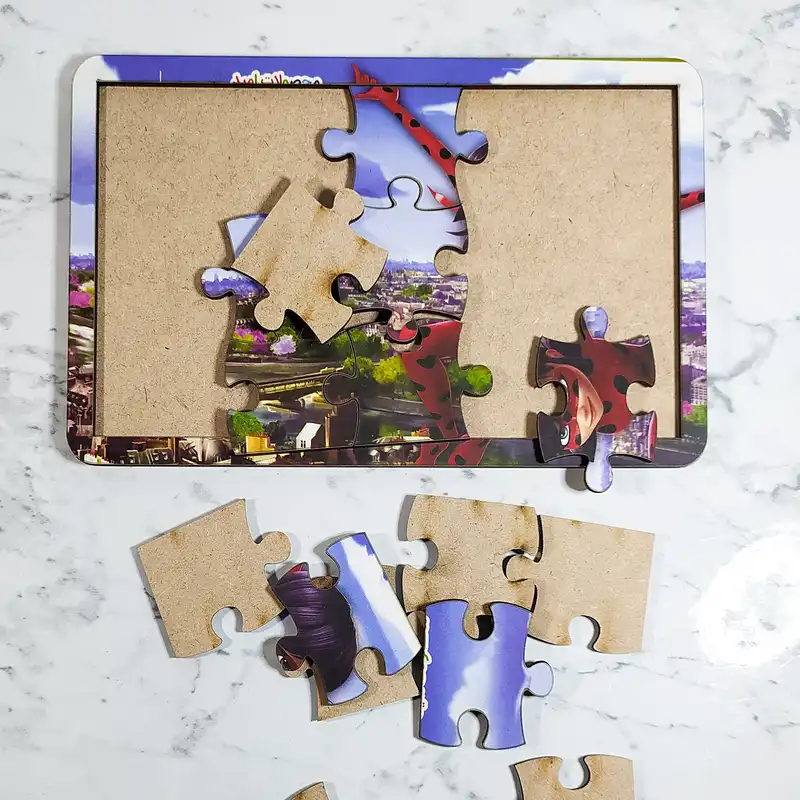 پازل 15 تکه محصولات امید مدل دختر کفشدوزکی