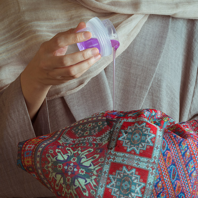 مايع لباسشويی امو مدل color وزن 1.1 کيلوگرم