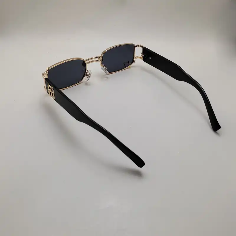 عینک آفتابی زنانه مدل 2068