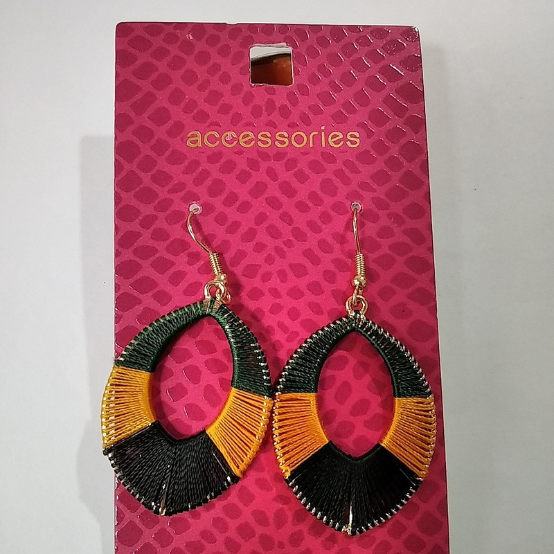 گوشواره زنانه اکسسورایز مدل سنتی کد B71 گوشواره زنانه اکسسورایز مدل سنتی کد B71