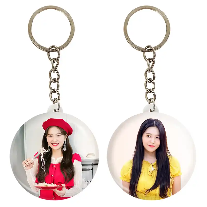 جاکلیدی خندالو مدل یری گروه رد ولوت Red Velvet کد 1959619597 مجموعه 2 عددی