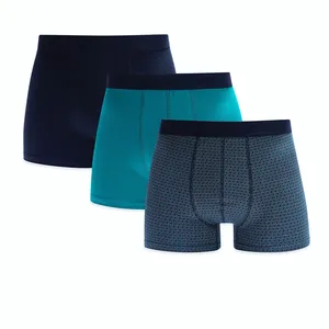 شورت مردانه ال سی وایکیکی مدل W26957Z8 مجموعه 3 عددی