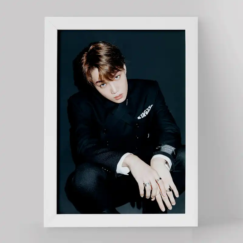 تابلو خندالو مدل کای گروه اکسو EXO کد 16845