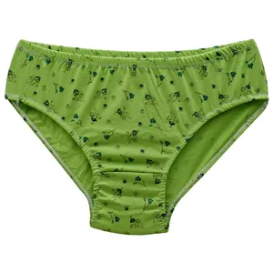 شورت زنانه مدل سوپر نخی طرح گل رنگ سبز