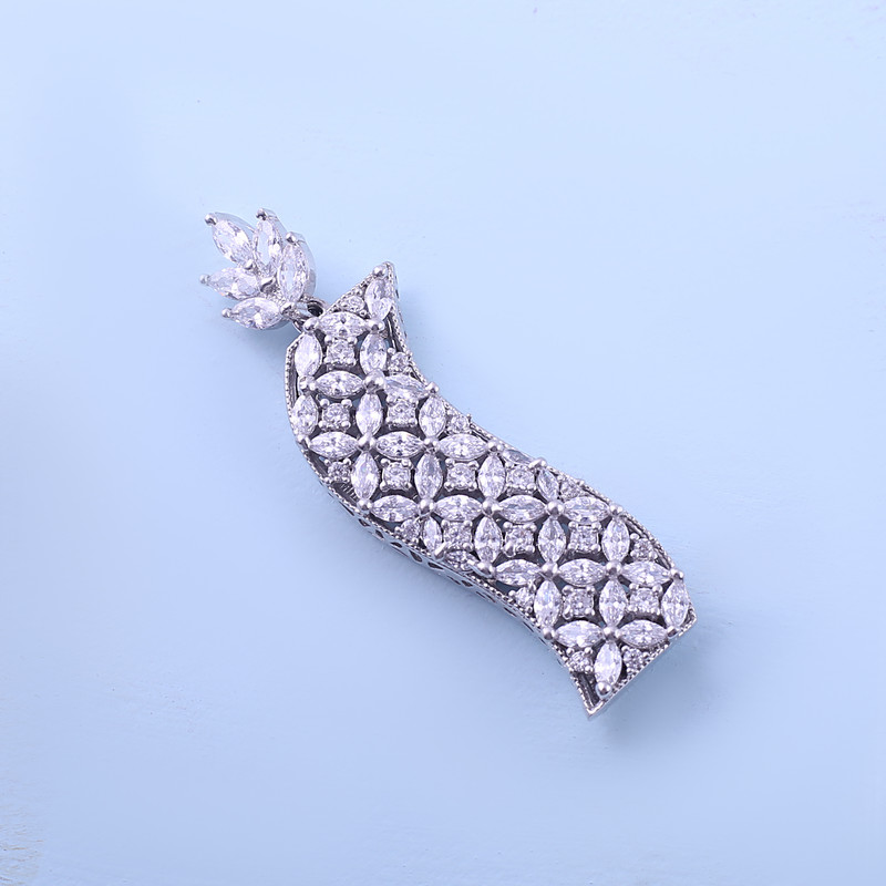 آویز گردنبند نقره زنانه مدل جواهری کد AG 005 آویز گردنبند نقره زنانه مدل جواهری کد AG 005