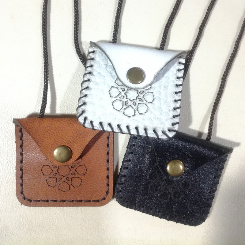 گردنبند مدل دعا دار