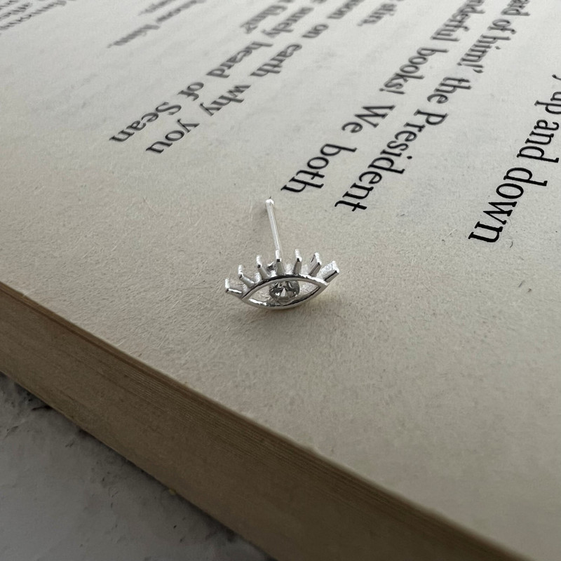 پیرسینگ نقره زنانه مدل  چشم کد P4612