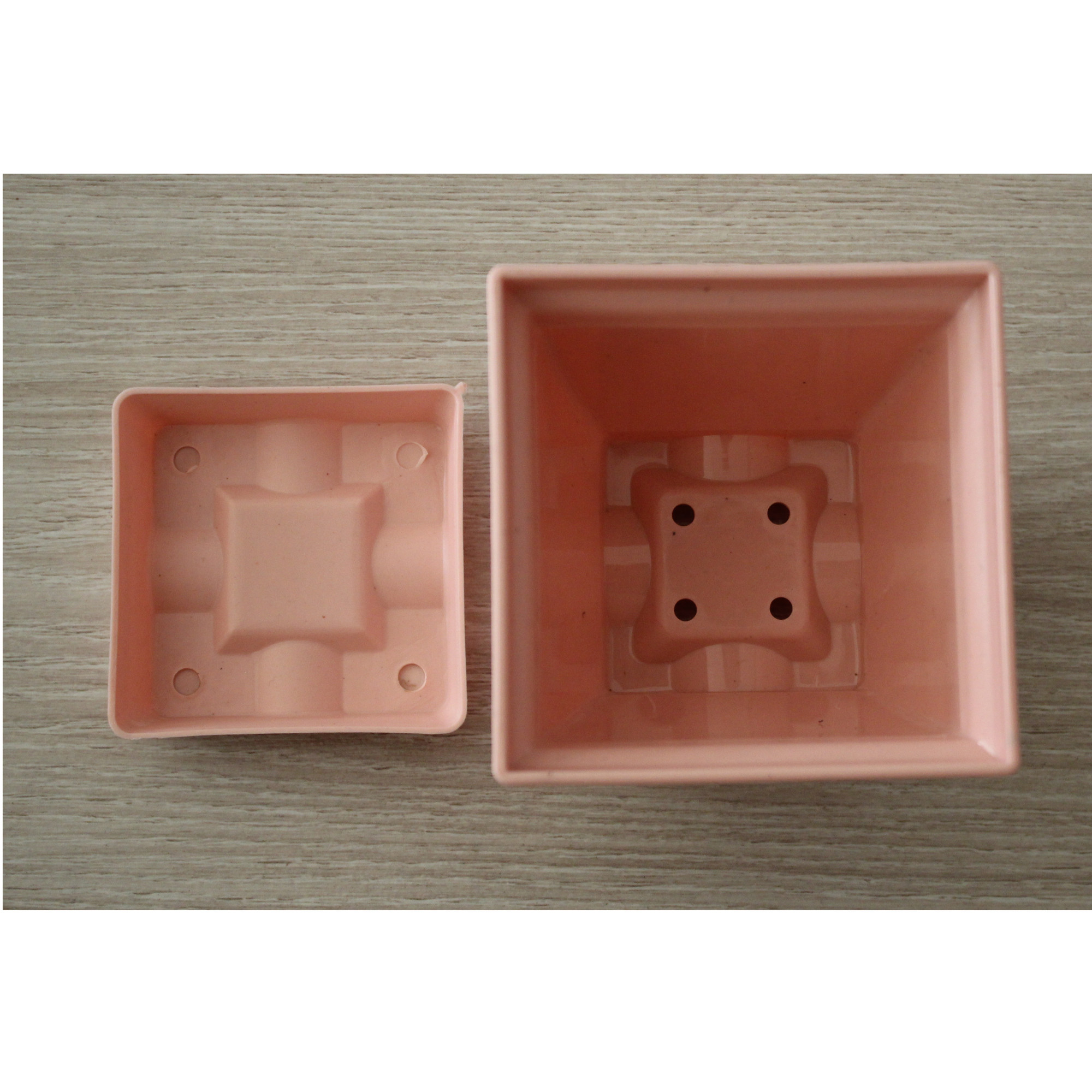 گلدان مدل کاکتوسی مربع  کد PAr0-4 مجموعه 4 عددی