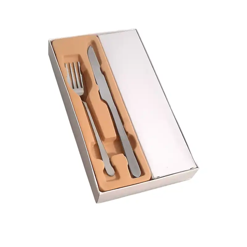 کارد و چنگال مدل UNQ-18/10 بسته 12 عددی