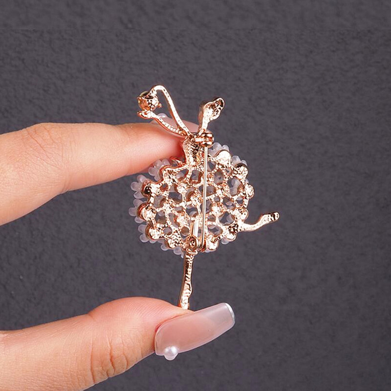 گل سینه زنانه مدل بالرین BL7 گل سینه زنانه مدل بالرین BL7