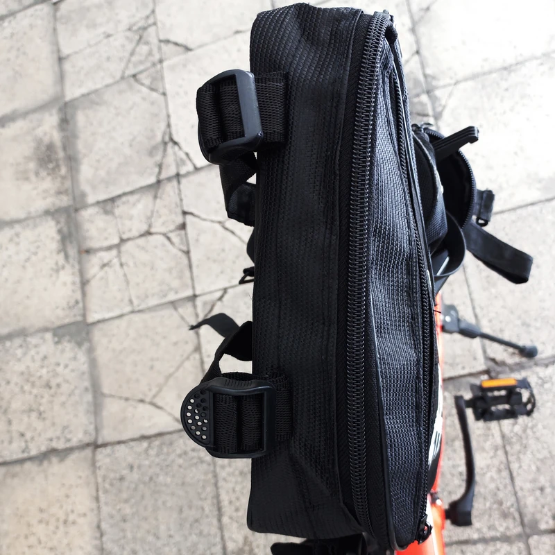 عکس شماره 4 : کیف دوچرخه ران فستر مدل کلاسیک کد 9034