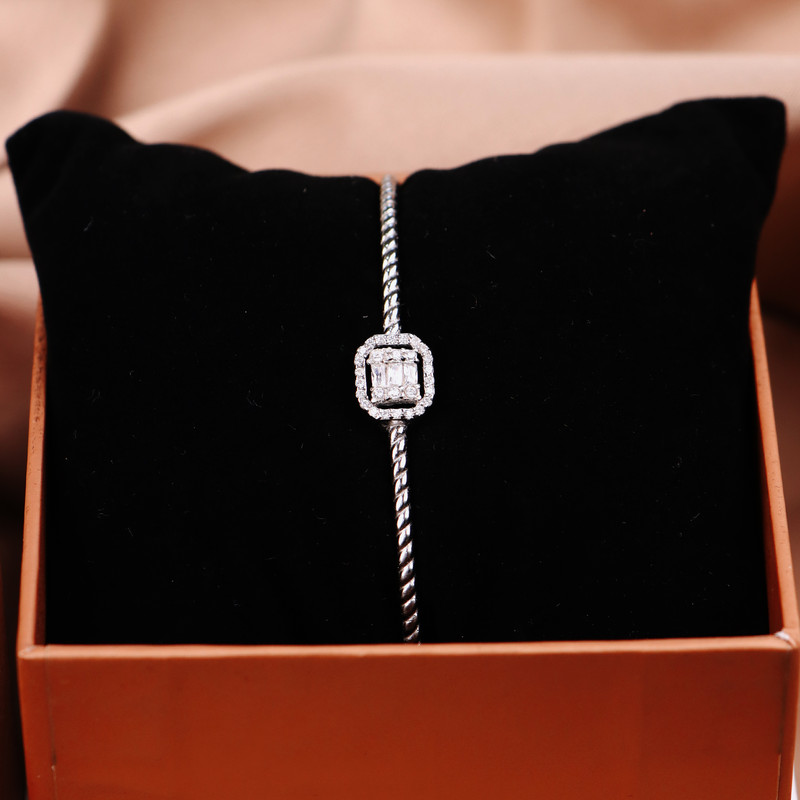 دستبند النگویی نقره زنانه جی تی ای مدل G_155 دستبند النگویی نقره زنانه جی تی ای مدل G_155