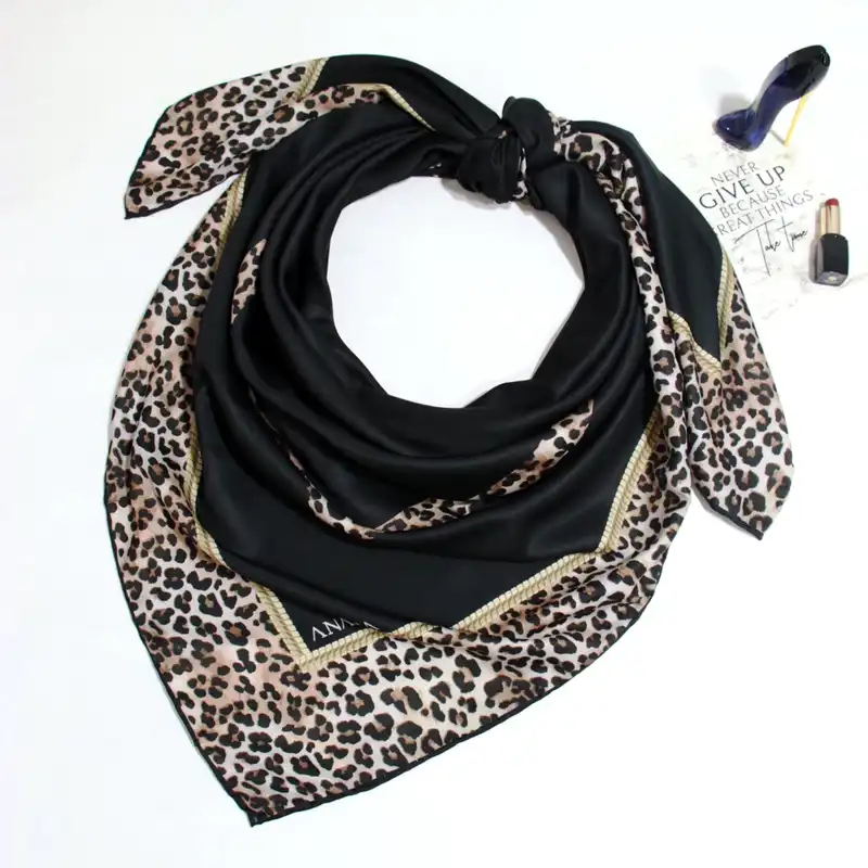 روسری زنانه مدل ابریشم جدید لاکچری قواره 140 با پترن پلنگی کد ana-9025