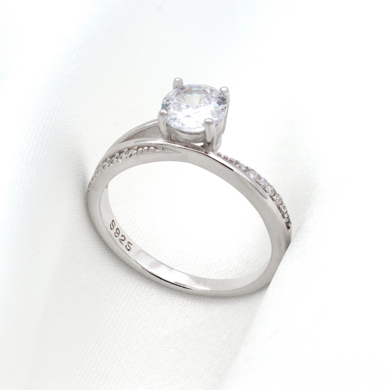 انگشتر نقره زنانه مدل نگین برلین(8)SLR-33