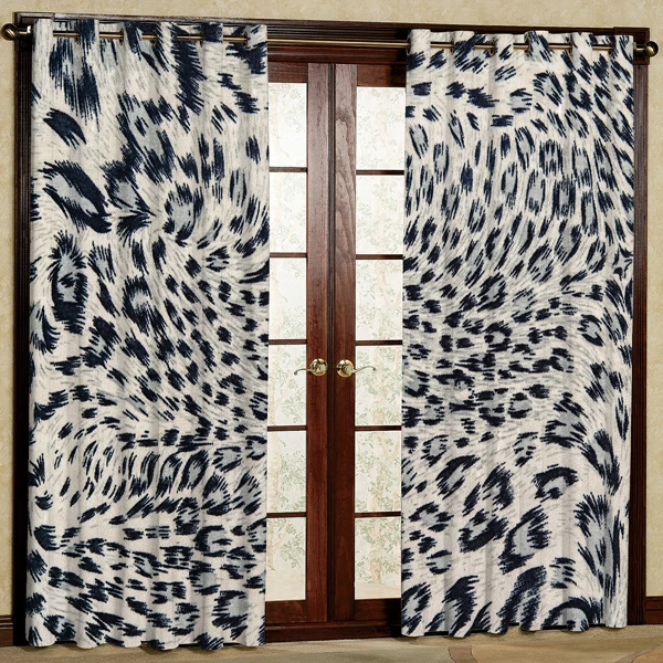 پرده مدل پانچی مخمل کد 6531 سایز 280x140 سانتی متر