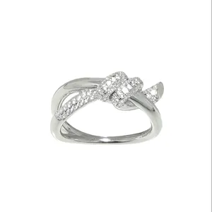 انگشتر نقره زنانه مدل جواهری  کد 10082