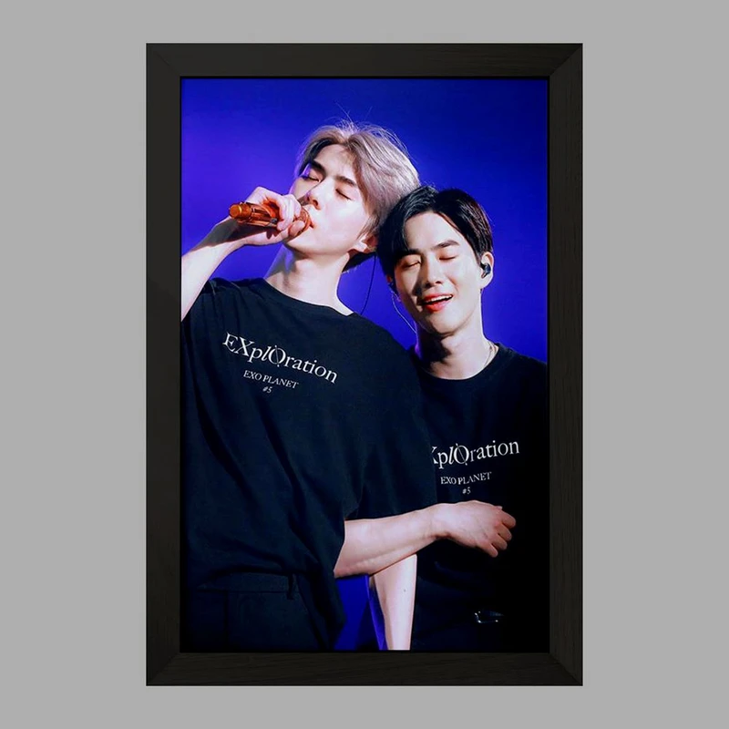 تابلو خندالو مدل گروه اکسو EXO  کد 13556