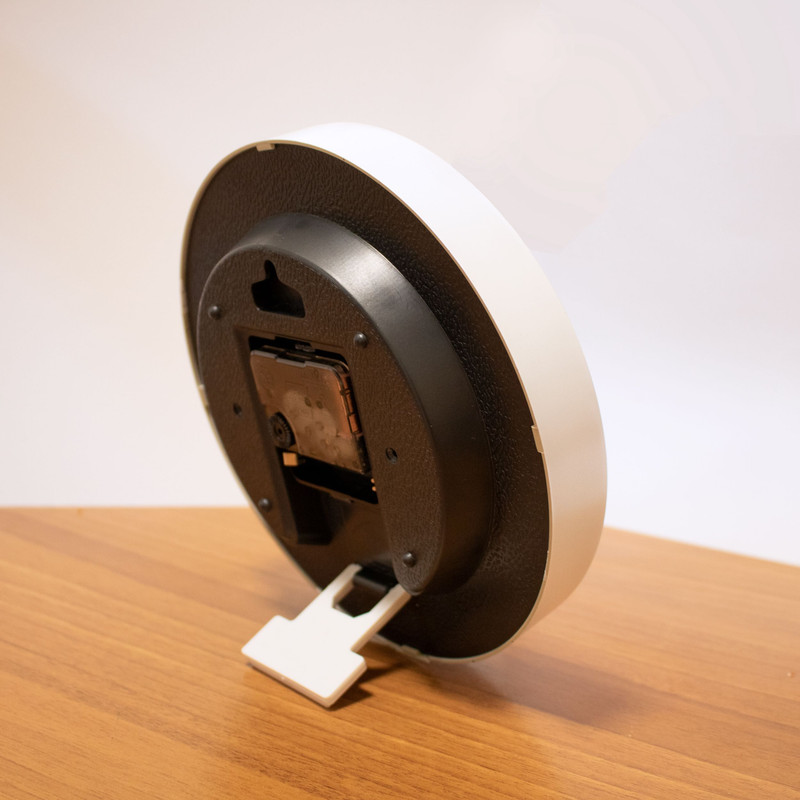 ساعت رومیزی عقربه‌ای راویتا مدل جی تی آی کد 3664