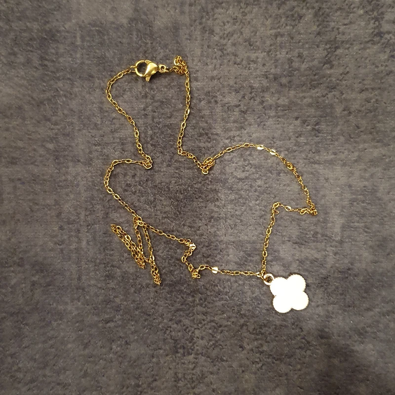 عکس شماره 5 : گردنبند زنانه مدل ونکلیف