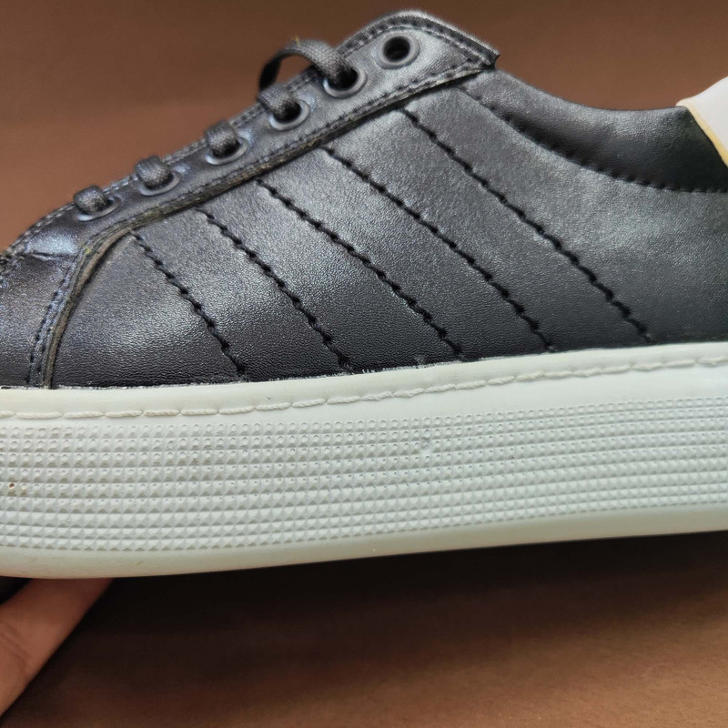 کفش روزمره زنانه مدل 2025