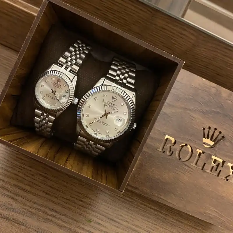 ست ساعت مچی عقربه ای زنانه و مردانه  مدل 07