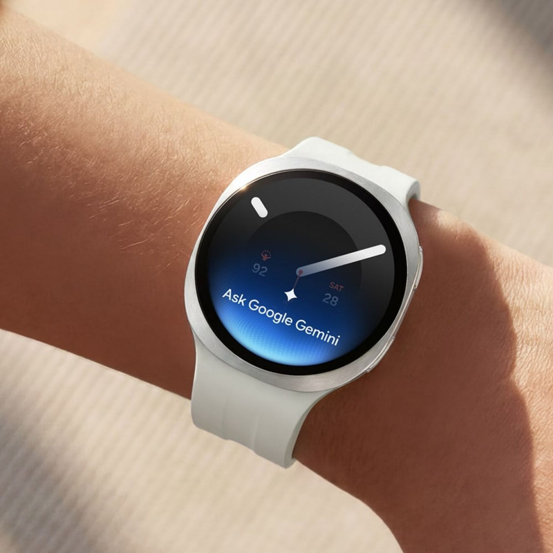 ساعت هوشمند 44 میلی‌متری سامسونگ مدل Galaxy Watch 9 LTE با بند سیلیکونی
