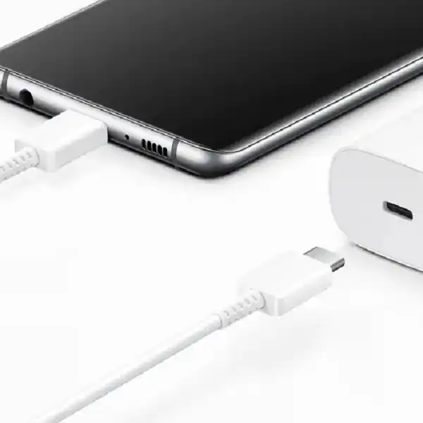 شارژر دیواری 25 وات مدل SAM25W SUPER FAST CHARGE به همراه کابل تبدیل USB-C