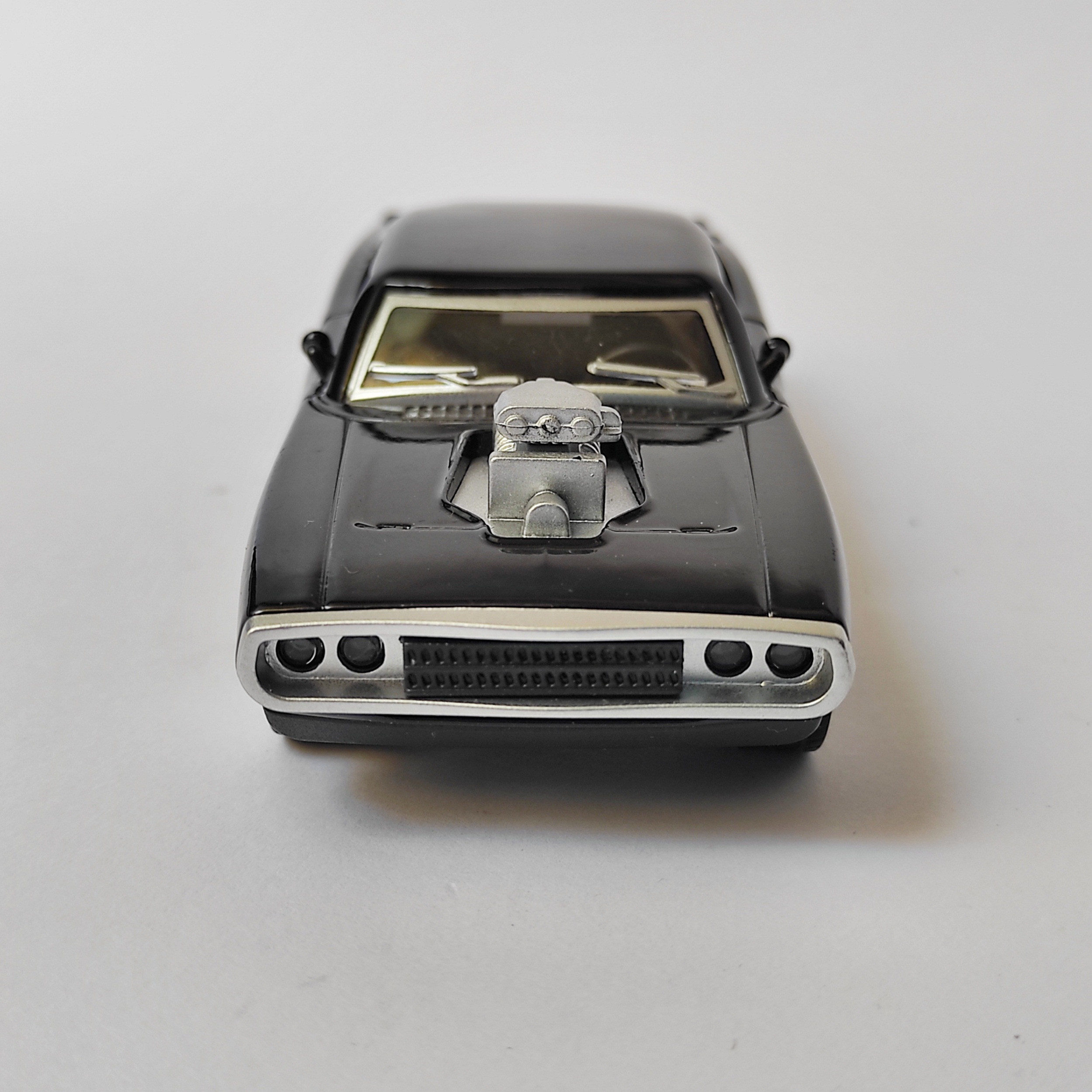 ماشین بازی مدل 1970 Dodge Charger