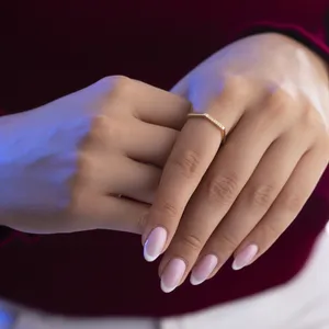 انگشتر طلا 18 عیار زنانه تاج مدل 4G229