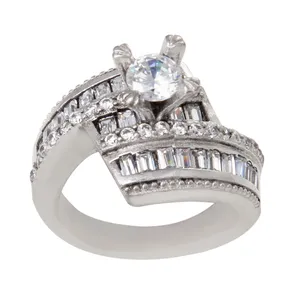 انگشتر نقره زنانه مدل آبکاری رادیوم کد AWR_832