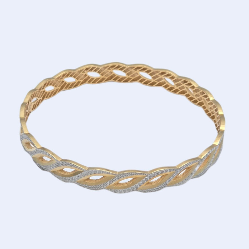 النگو طلا کم اجرت 18 عیار زنانه طلا و شمش برلیان مدل تراش خورده  سایز 2