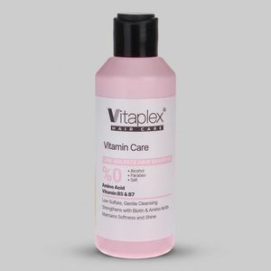شامپو تقویت کننده مو ویتاپلکس مدل VITAMIN CARE حجم 200 میلی‌لیتر، مناسب انواع مو، بدون الکل، مرطوب‌کننده، ترمیم‌کننده، لطافت‌بخش و آبرسان