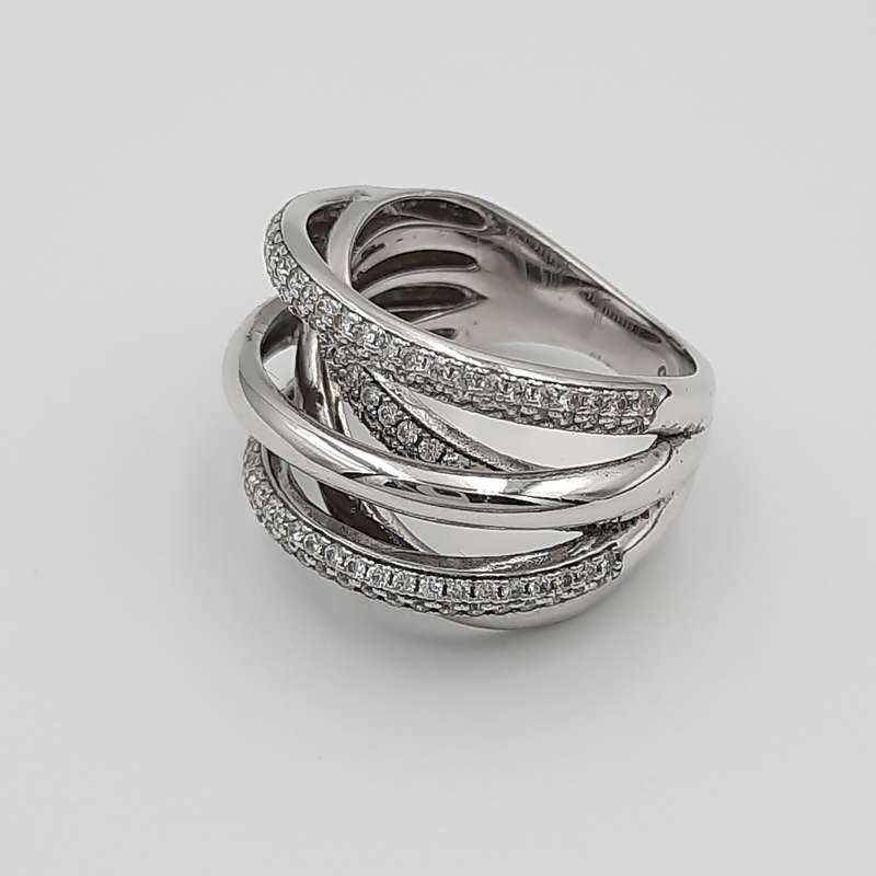 انگشتر نقره زنانه مدل جواهری 20257