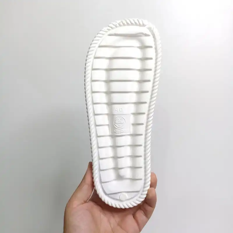 صندل زنانه پاپا مدل کارن کد 1528-WH