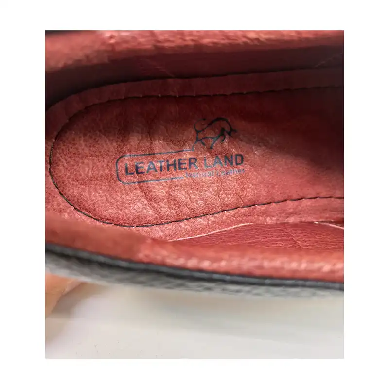 کفش روزمره زنانه سرزمین چرم مدل 141798 رنگ مشکی