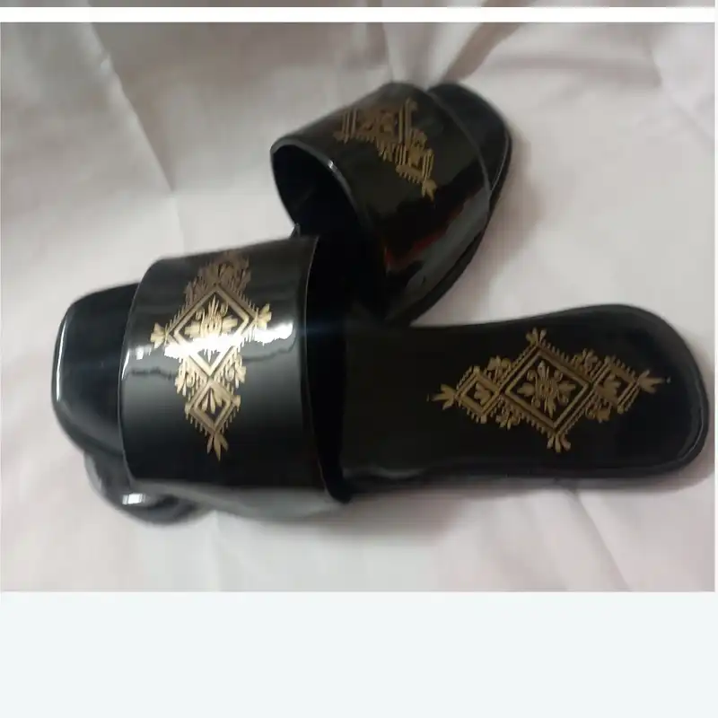 صندل زنانه مدل حنا کد 64 رنگ مشکی