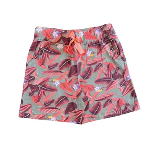 شلوارک زنانه مدل گل و برگ