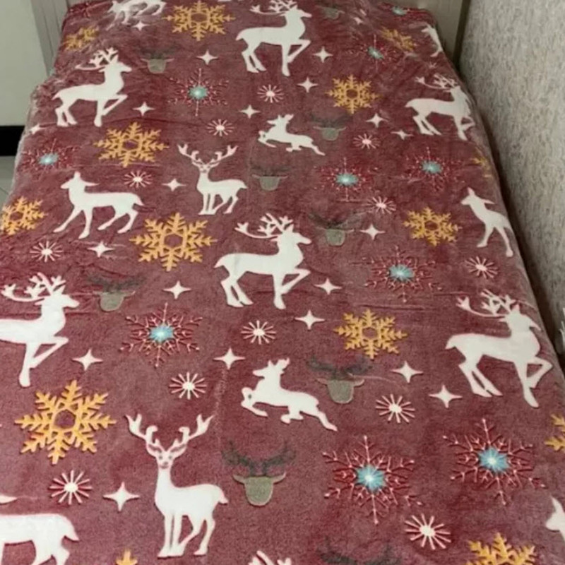 پتو مسافرتی 2 نفر مدل گوزن زمستانی سایز 210x200 سانتی‌متر