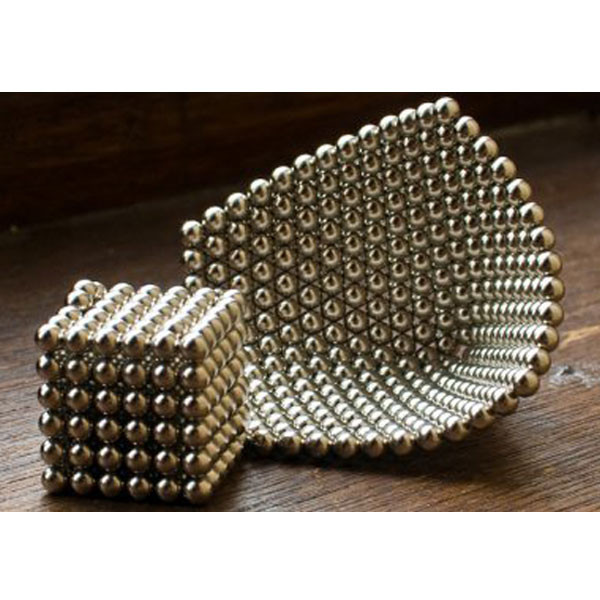 آهن ربا مدل نئودیمیوم کروی 5mm بسته 50 عددی
